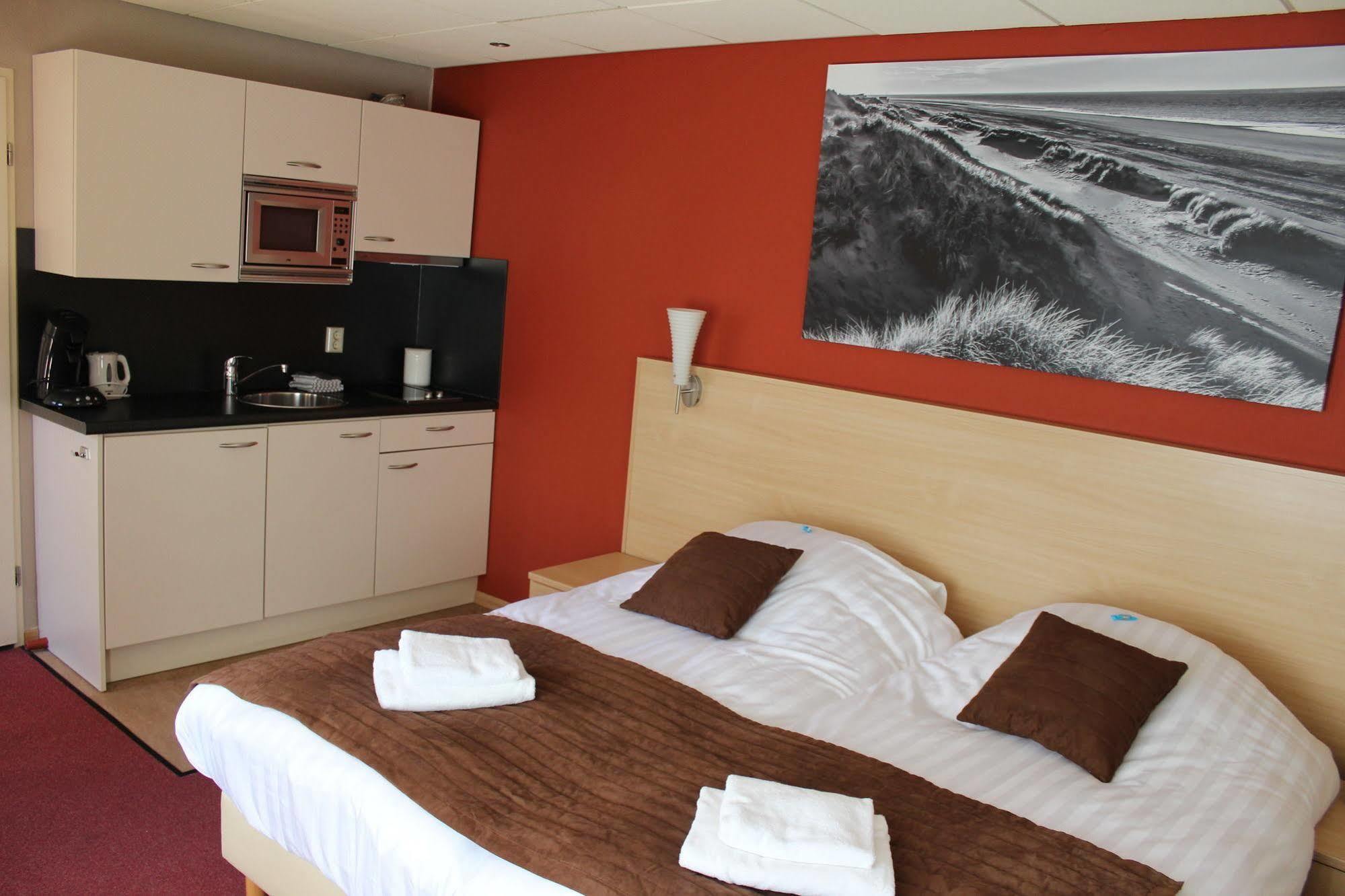 Hotel Restaurant 'T Klokje Renesse Luaran gambar